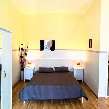 Ferienwohnung Comfortable Studio For Visiting Messe